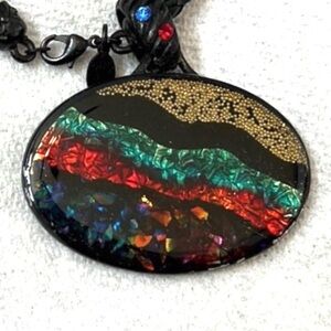 Chico’s “Desert Dunes” Dichroic Glass Red & Green Ocean Wave Striped Necklace